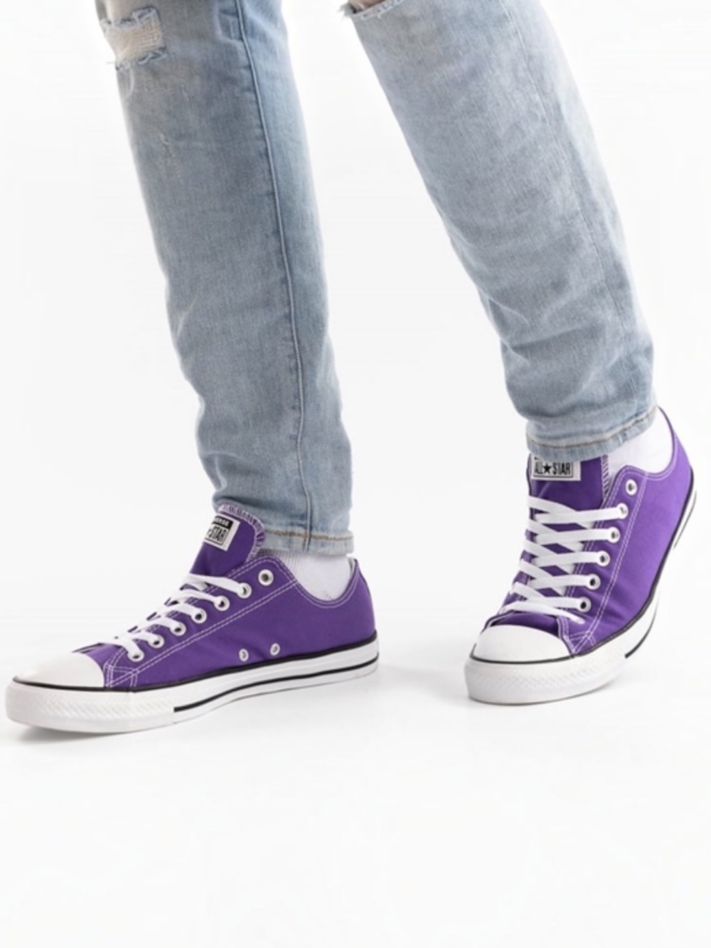 Converse Chuck Taylor All Star Low-Top Sneaker Electric Purple Wmn’s 8; Men’s 6